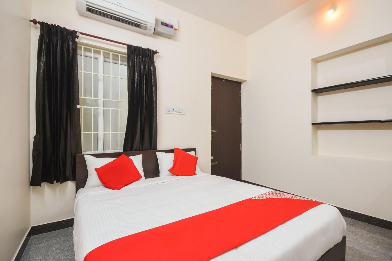 Oyo 70250 Royal Residency Hotel Namakkal Bagian luar foto